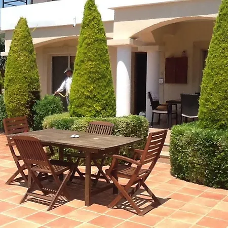 别墅 Titopan Holiday Villas